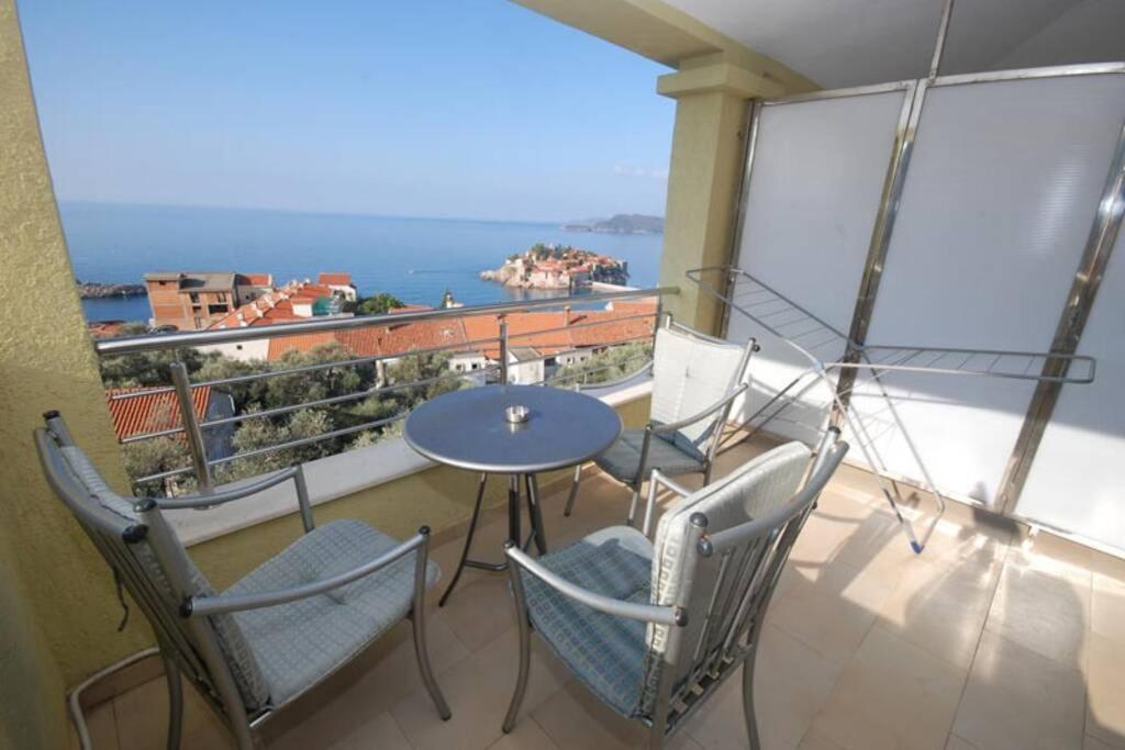 Bmv Room With East Island View Sveti Stefan Ngoại thất bức ảnh