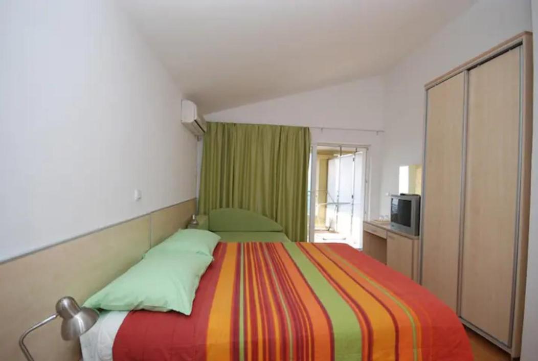 Bmv Room With East Island View Sveti Stefan Ngoại thất bức ảnh